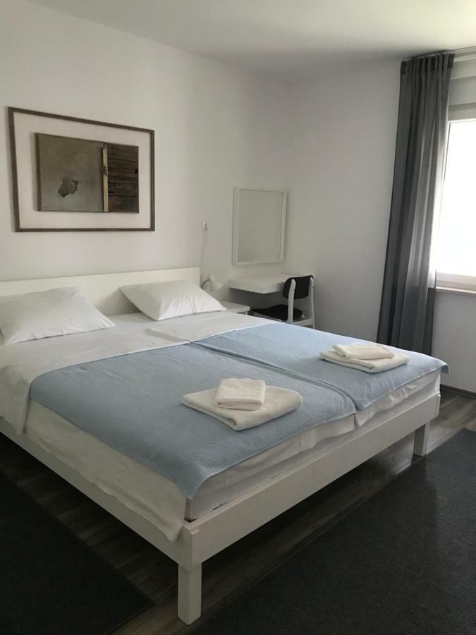 Apartment Romeo Crikvenica Bagian luar foto