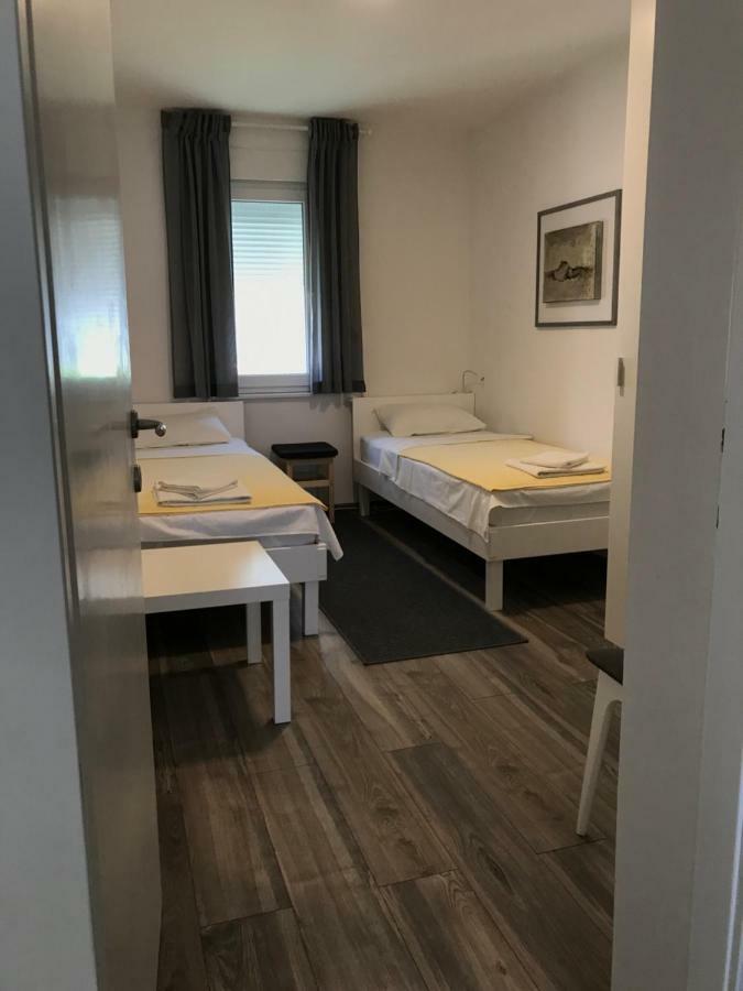 Apartment Romeo Crikvenica Bagian luar foto